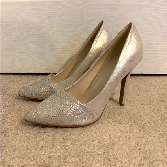 Apt. 9 Sequined Stilettos - Picture 5 of 8